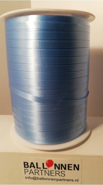 Licht blauw ballonnen lint