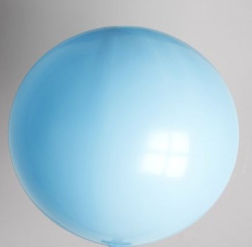reuze ballon 90 cm baby blauw